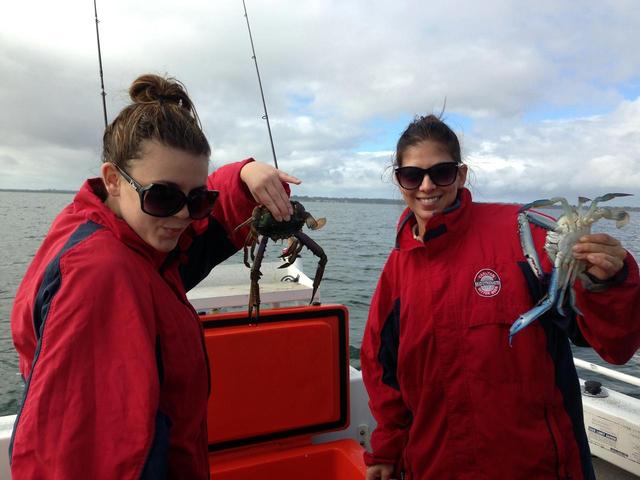 My expert Xmas Mandurah crabbing team